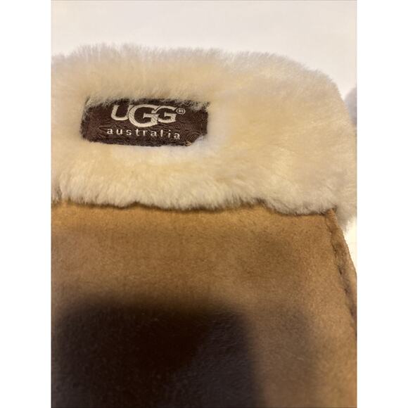 Ugg Women's Turn Cuff Sheepskin Chestnut Leather Gloves Size M - Picture 3 of 8